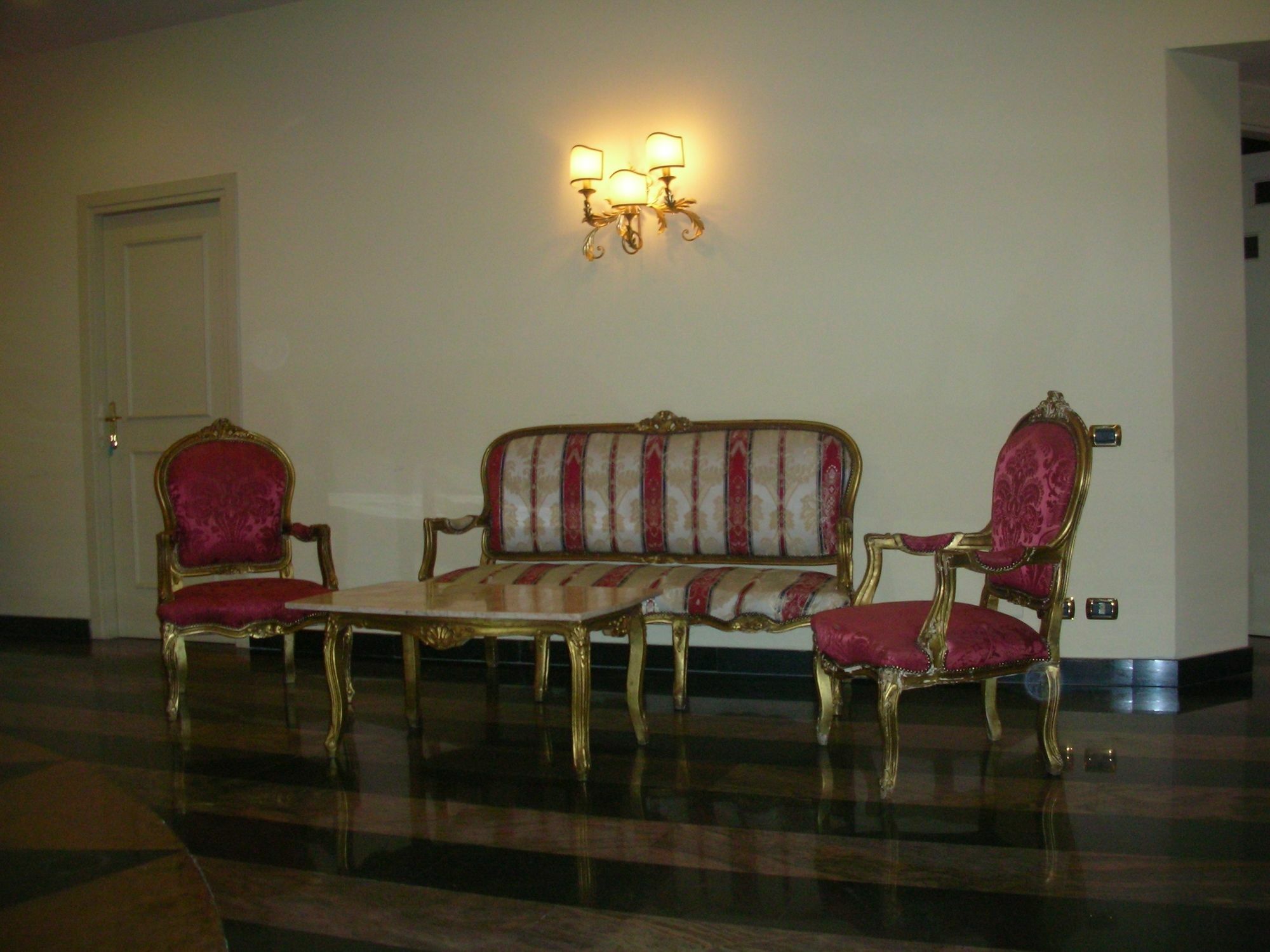 Hotel Quadrifoglio Roma Eur Dış mekan fotoğraf